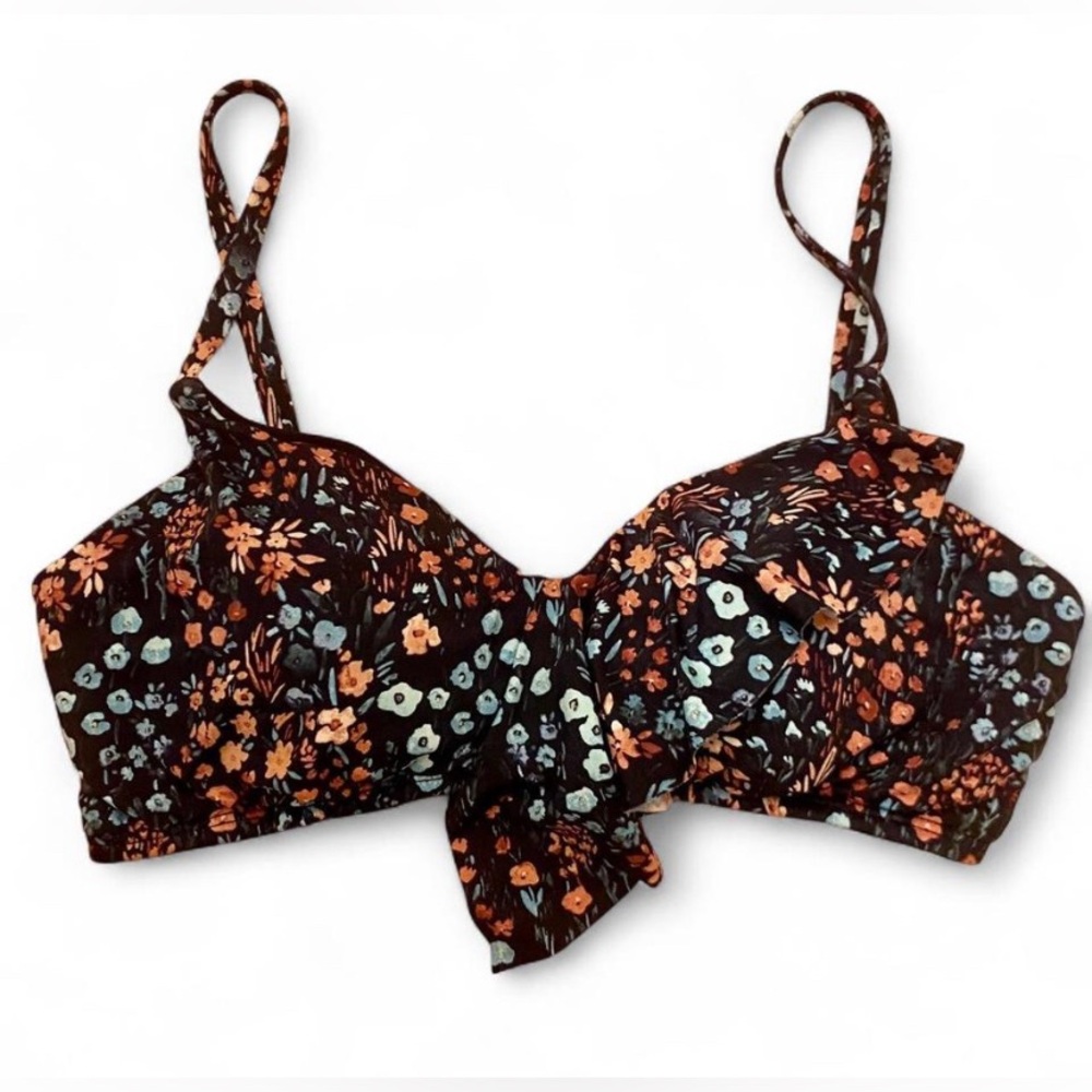 Time and Tru Orange multi colored Floral Bikini Top in a Women’s Size Small.